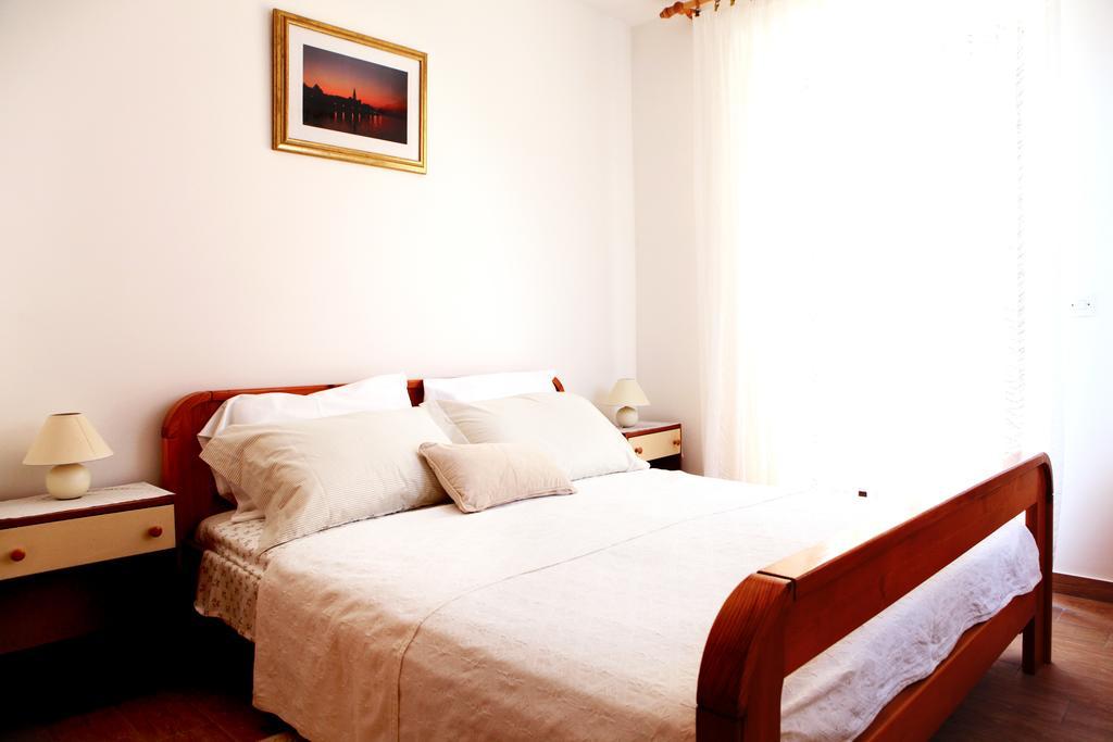 Apartments Marina-Mare بوريتش المظهر الخارجي الصورة