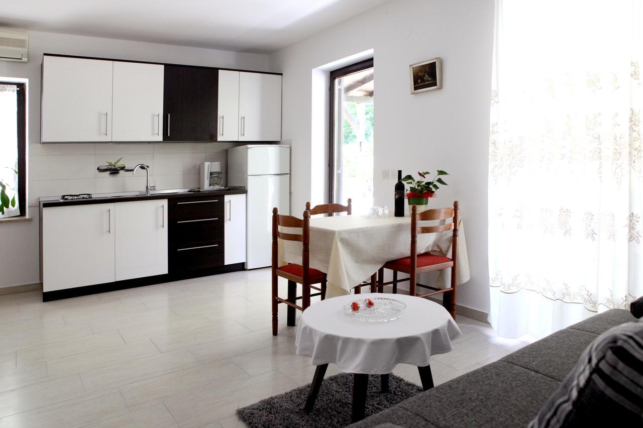 Apartments Marina-Mare بوريتش الغرفة الصورة